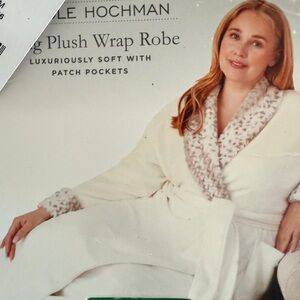 Midnight by Carole Hochman Cream Plush Wrap Robe